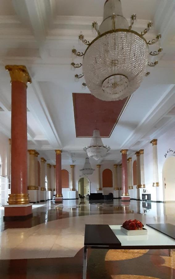 Luxuria Apartamento Palazzo Di Italia 戈亚尼亚 外观 照片