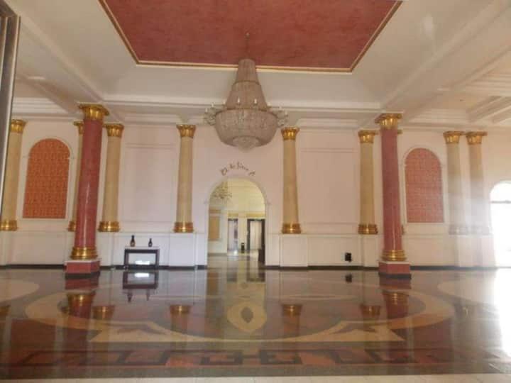 Luxuria Apartamento Palazzo Di Italia 戈亚尼亚 外观 照片